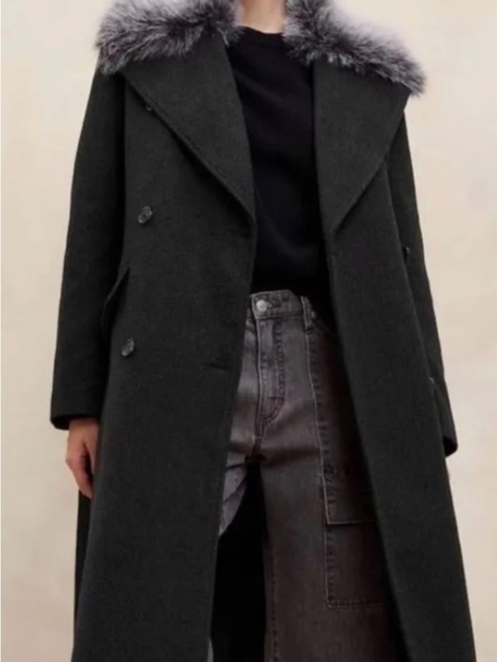 Banana Republic Dark Charcoal Trench Coat with Faux Fur Collar worn 2x